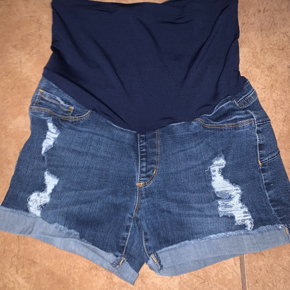 Maternity Shorts with Stomach band